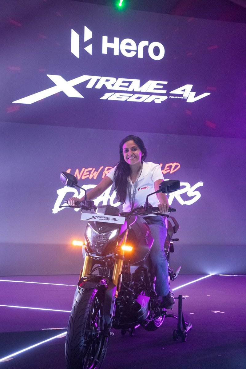 #WorldMotorcycleDay 🏍️
@HeroMotoCorp #Xtreme160R4V #dragsters #newrace