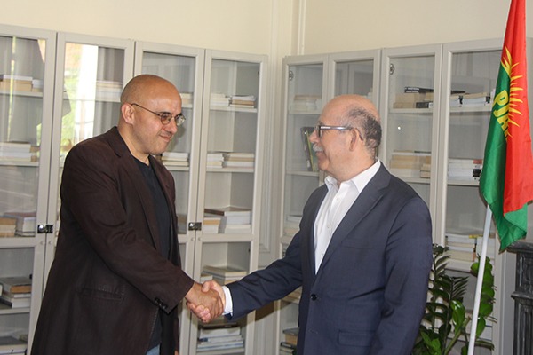 .@Jonathan_Spyer discusses prospects for unity among Iran’s Kurdish, Arab, and Baluch minorities with Kurdistan National Congress leader @Siamand_Moeini, who says the “Iranian people won't accept the creation of a [new] centralized government.” meforum.org/64527/revoluti…