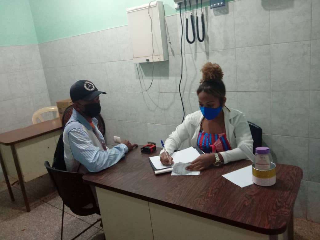 Cooperación Médica Cubana, 60 años de vocación humanista y solidaria. #Cuba, paradigma en solidaridad y humanismo. #CubaPorLaVida #CubaCoopera #60AñosSalvandoVidas <a href="/cubacooperaven/">Brigada Médica Cubana en Venezuela</a> <a href="/MinSaludVE/">MPPSalud</a> <a href="/MagaGutierrezV/">Magaly Gutiérrez Viña</a> <a href="/MINSAPCuba/">Ministerio de Salud Pública de Cuba</a> <a href="/AdanVillavicen5/">Adan Villavicencio Guzmán</a> <a href="/Cubacooperabol2/">Brigada Médica 🇨🇺 Bolívar🇻🇪</a>