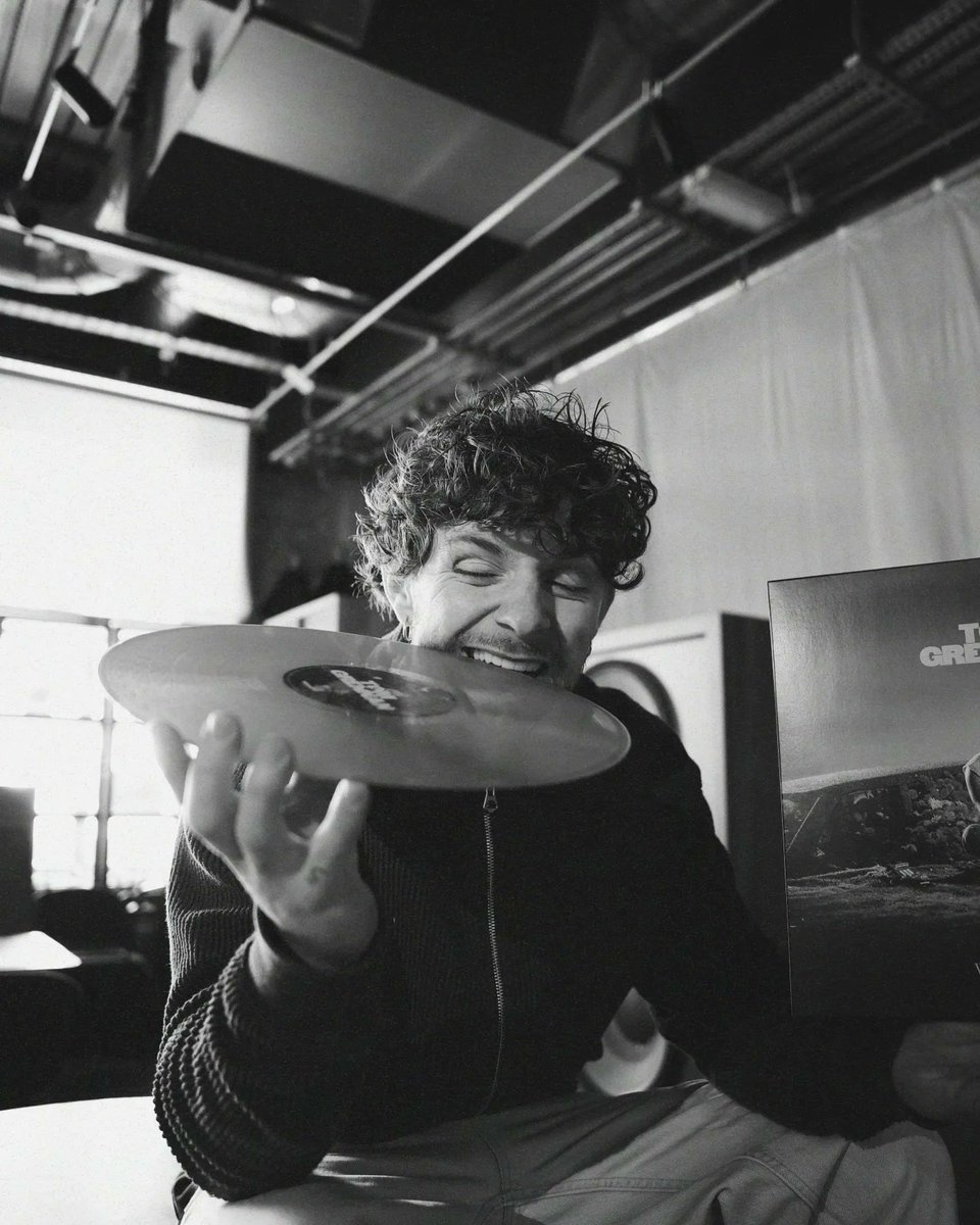 Tom Grennan tweet media