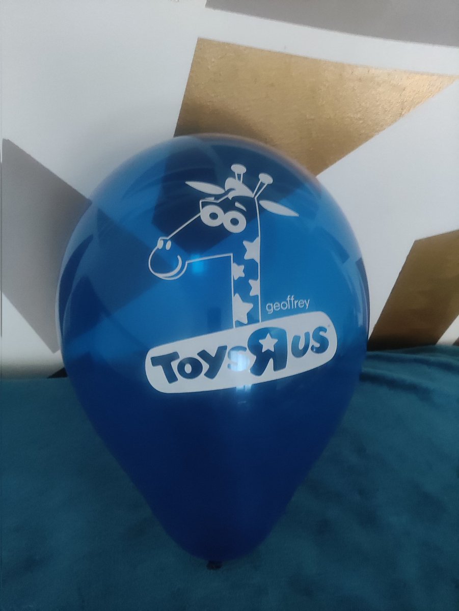 Inflated one of these,
A Q16 Toys R Us Geoffrey Balloon 😃