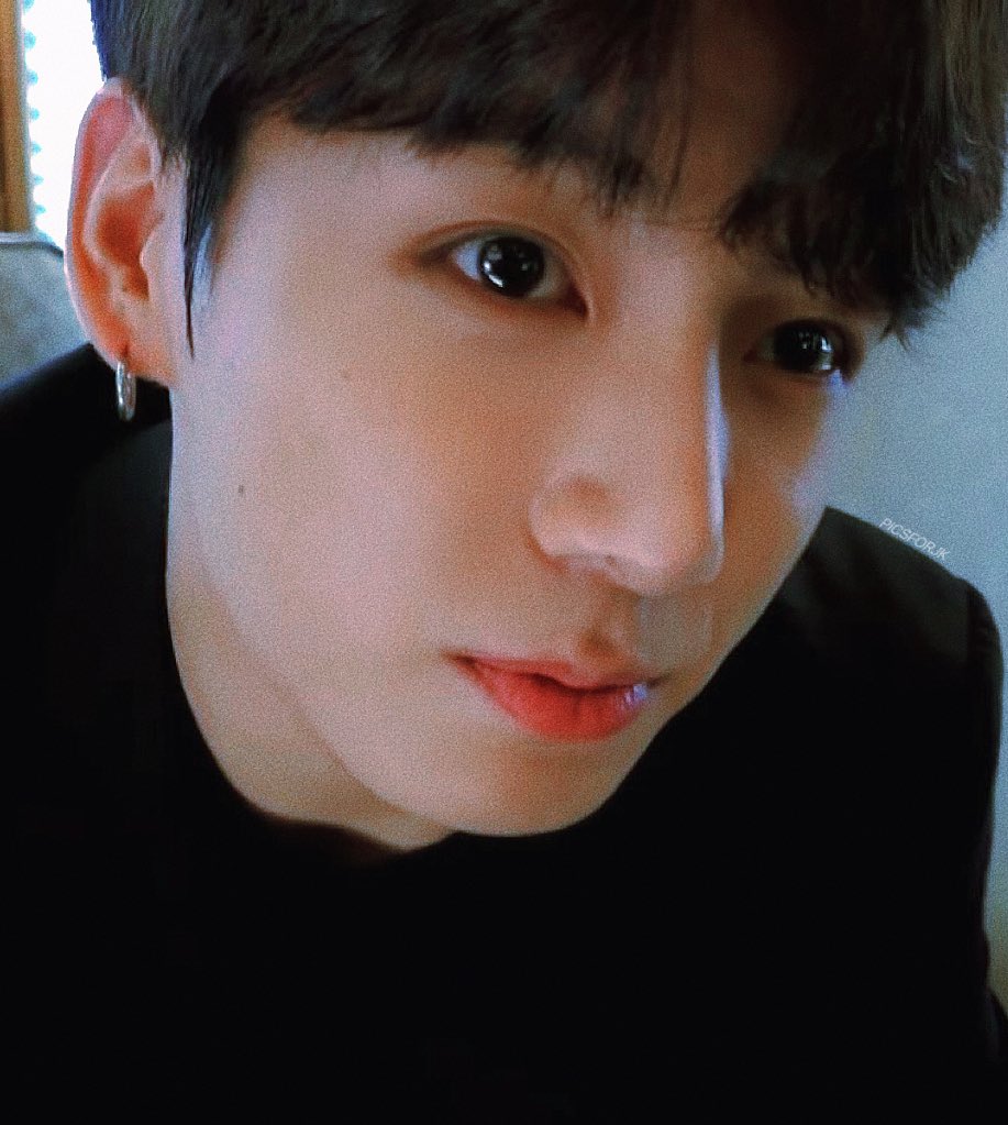 picsforJK's tweet photo. lemme show you my boyfriend 🩶 https://t.co/FpTivnBebT
