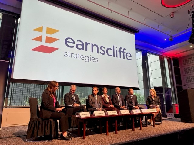 Earnscliffe Strategies (@earnscliffecda) on Twitter photo Earnscliffe was proud to sponsor the <a href="/CanadaUKChamber/">Canada - UK</a> Annual Chief Economists Debate Panel. Principal @Kennepat was on site in London for the thought-provoking discussion of the monetary, fiscal, and economic questions facing Canada and the world in the near and medium term. Earnscliffe was proud to sponsor the <a href="/CanadaUKChamber/">Canada - UK</a> Annual Chief Economists Debate Panel. Principal @Kennepat was on site in London for the thought-provoking discussion of the monetary, fiscal, and economic questions facing Canada and the world in the near and medium term.