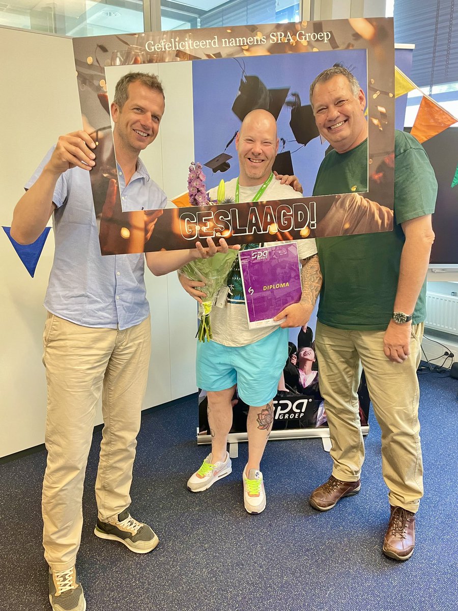 Raynaldo Van elburg tweet media