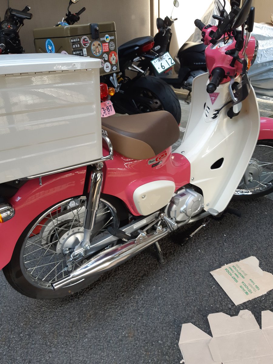 TakashiNamiki4's tweet photo. 仕事終わってから、注文品が届いたので交換しました。
#スーパーカブ
#JA44
#TOKICO https://t.co/P9cl99n4Ik