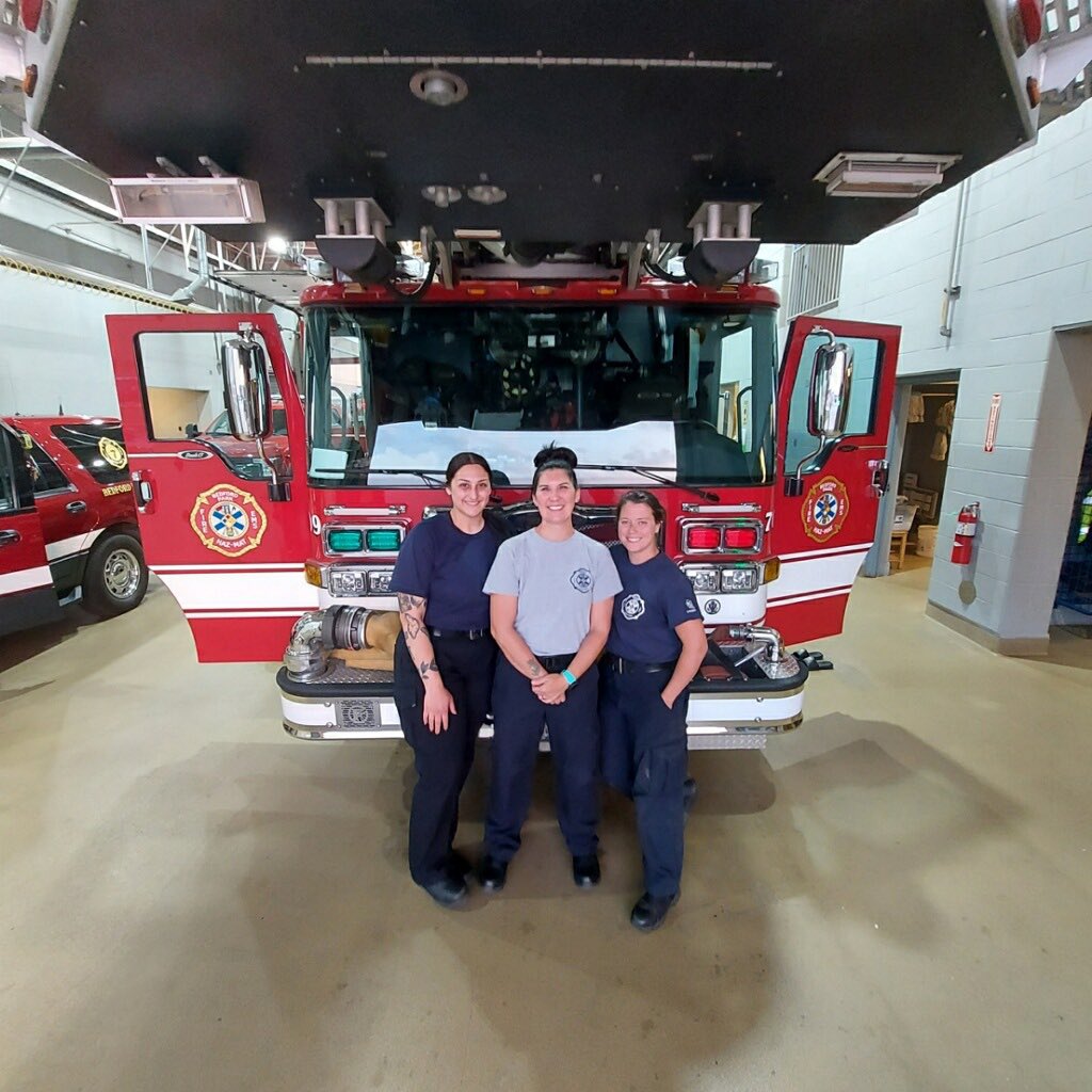 Bedfordparkfd's tweet photo. Yesterday was a historical day as the department had its very first ALL female fire suppression rig! Great job ladies!
#History #T709 #St3 #BPFD https://t.co/1rKJS5sVkk