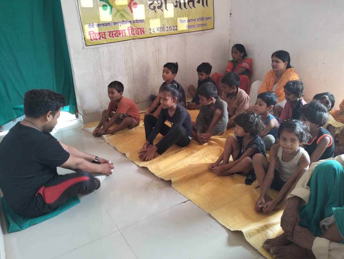 SunilMathew888's tweet photo. Yoga day celebration at hwc tenuvath mathiya dinara rohtas @ABHWCs_Bihar @NitishKumar @AyushmanHWCs @SHSBihar @AjayShahiDr @yadavtejashwi @ThisIsSanower https://t.co/iumIVsQd7v