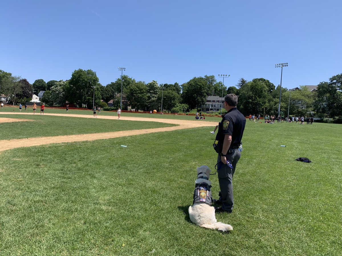 DedhamPD's tweet photo. Great day for the annual 8th Grade Cookout at Memorial Field.  SRO’s Jenkins, Cronin and Ruby are in attendance to congratulate and wish this years graduating 8th grade students well as they move on to high school#gofidog ⁦@DedhamMS⁩ https://t.co/5gPn5N7Y6H