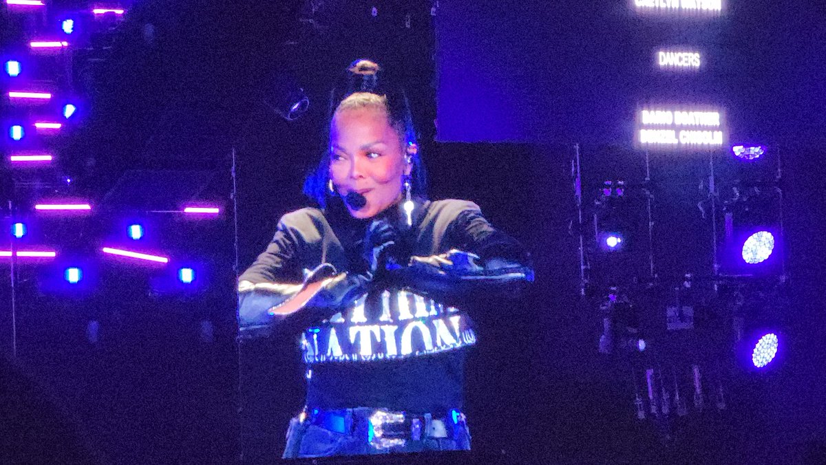 TayMcGuire's tweet photo. @JanetJackson Thank you JANET for making the #TogetherAgainTour one for the books! 🥰 There is no one like @JanetJackson https://t.co/IHvGLytNaB