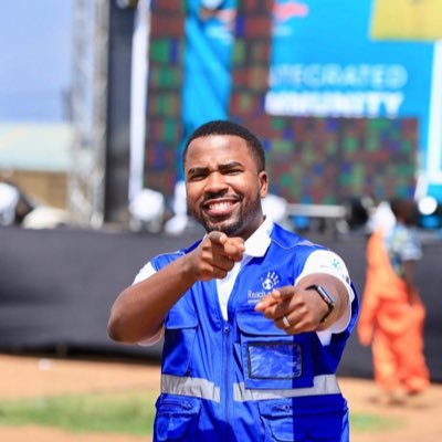 Gary2103's tweet photo. .@HumNabimanya Once Said.....?
#LetsDreamTogether 
I stan a Visionary 💯 https://t.co/kvUjyPlaQ9
