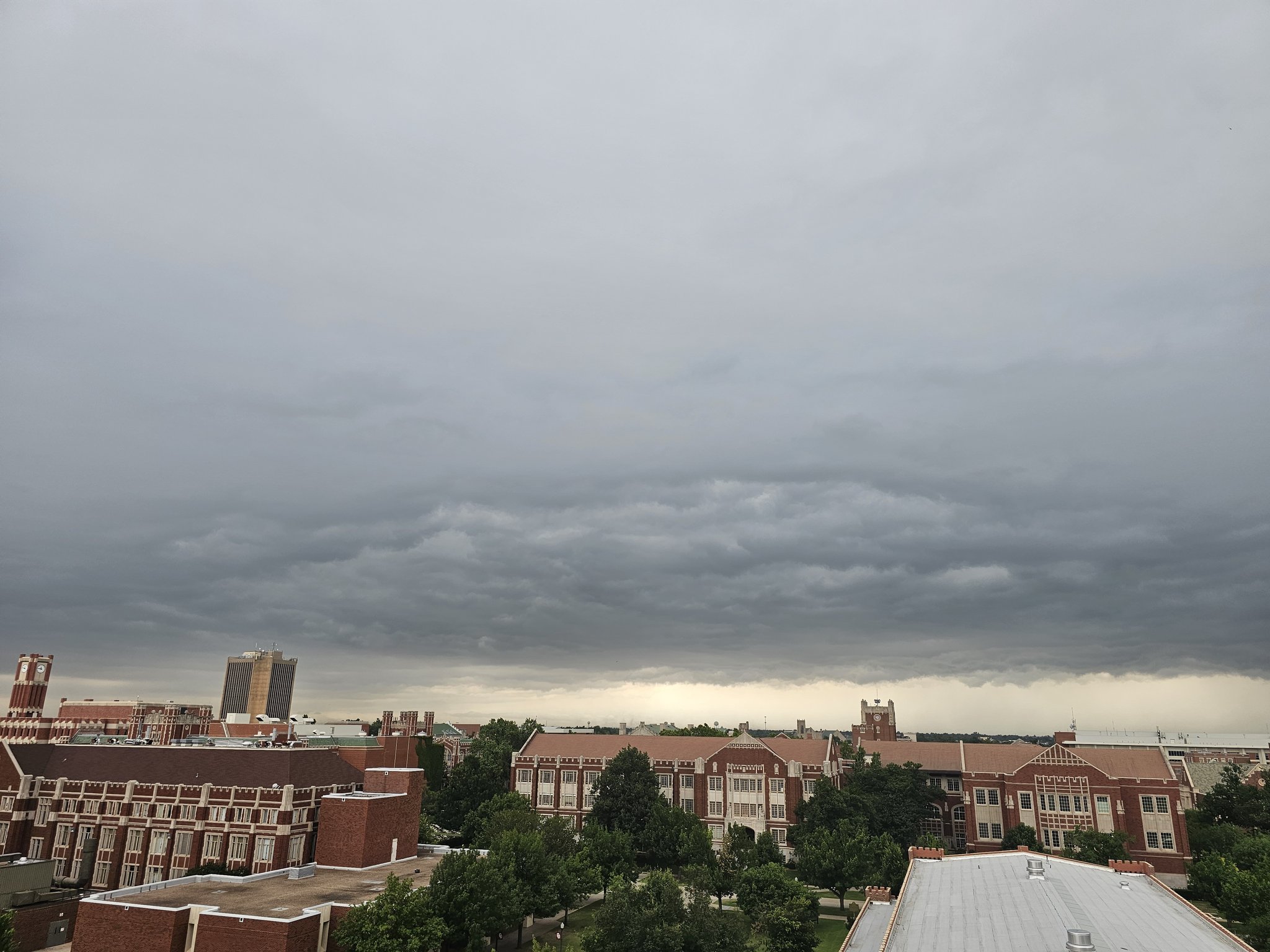 Elijah Joyce Weather on Twitter "Some pictures of the outflow boundary