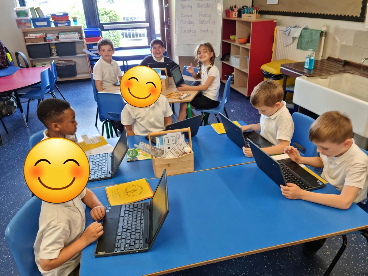 MrsCheungBF's tweet photo. In Computing, Lemon have been learning about spreadsheets and how to enter data into the cells. 
@HeadBeechfield @BFS_Watford https://t.co/j1T9HLlAzr