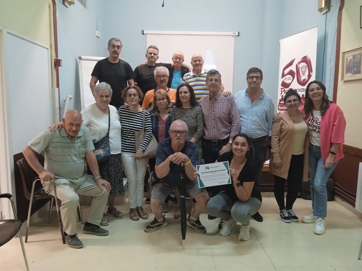 Hoy termina nuestro taller de Psicoeducación, formando nuestra mente de la la mano de Susana García, <a href="/misaludenmente/">Misaludenmente</a> 
Encantados de que nos  escuches con tus ojos y nos  hables con tus manos.😃