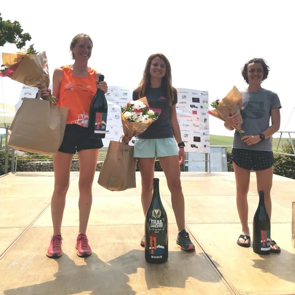 #trailrunning Juste avant de partir pour Madagascar, la nîmoise Ludivine Conrie a mis un point d’honneur à remporter le Trail Tour National 2023 version court. Le tout après une victoire au Trail de Sancerre.
jusports30.com/2023/06/ludivi…