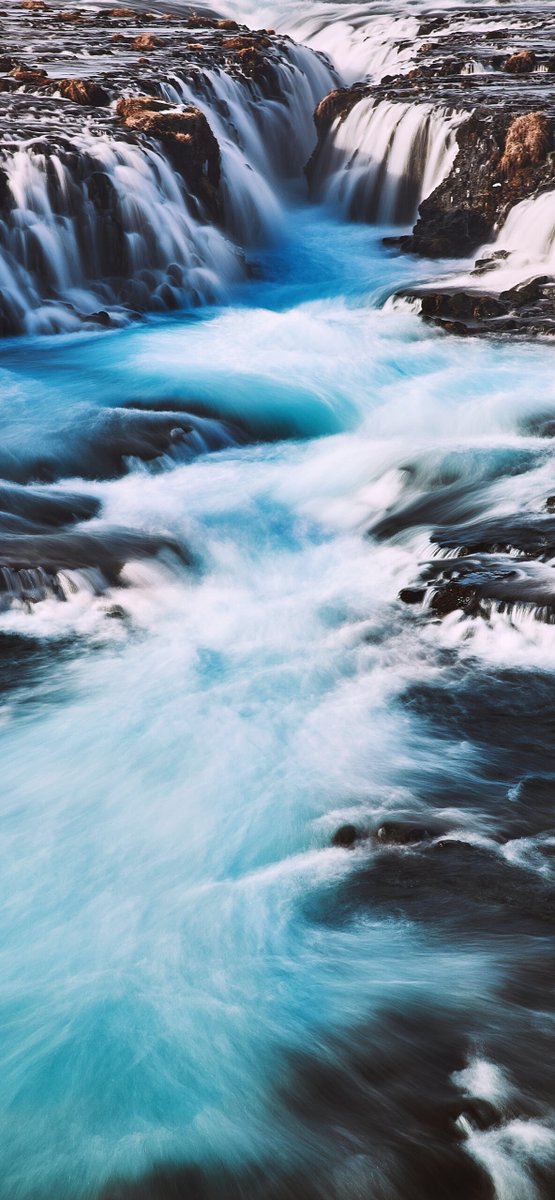 iPhone Wallpaper Cascade - Cascade - Download in HD ==> 3wallpapers.fr/2023/06/21/cas…