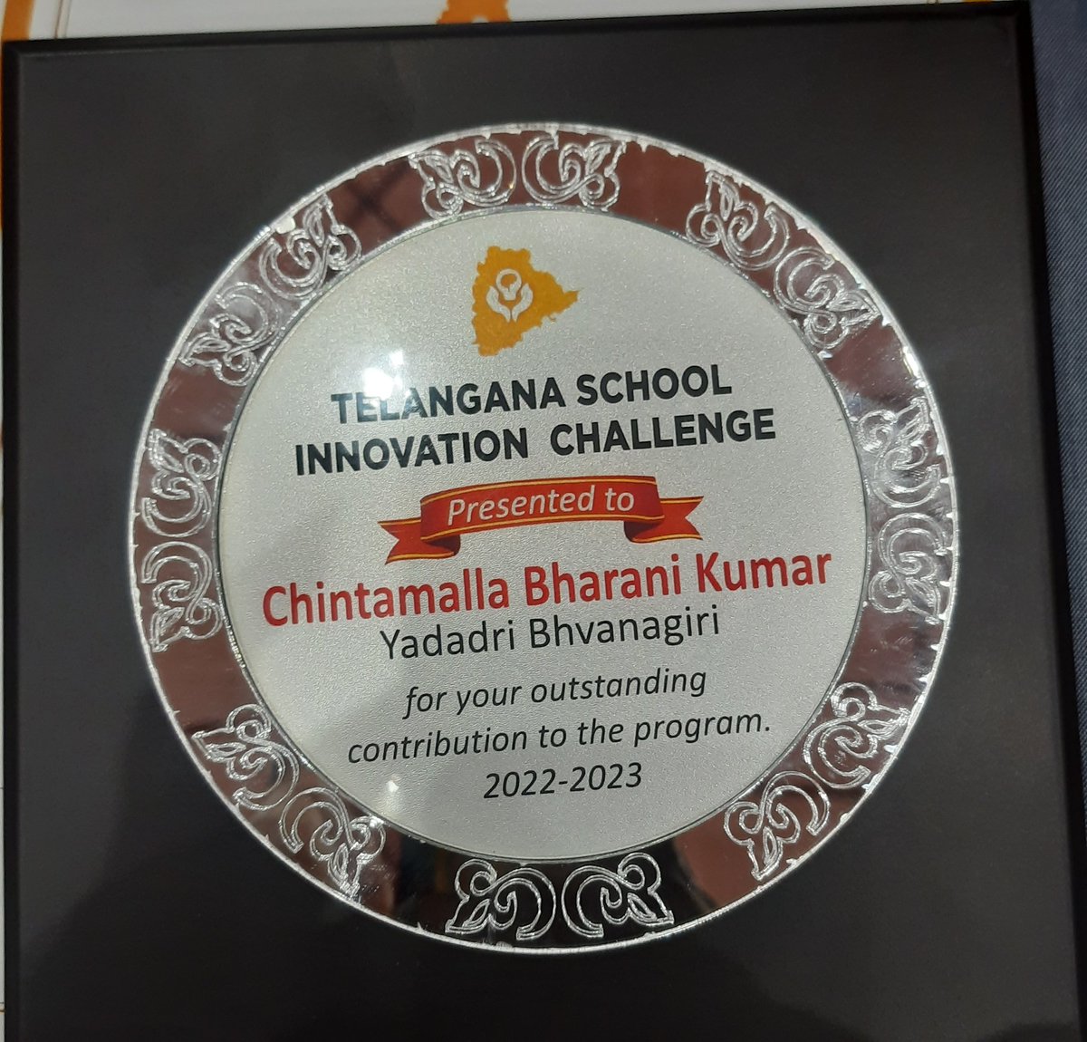 bharanikumar56's tweet photo. Happy to announce that my self as District Science Officer, recieved 🏆award for remarkable achievement. 
as Our @Dist_Yadadri  stood one of top 5 District in all aspects of #SIC program.
@KTRBRS @jayesh_ranjan @DrShantaThoutam @Collector_YDR @ACLB_Yadadri @teamTSIC @inqui_lab https://t.co/aDWCId4ube