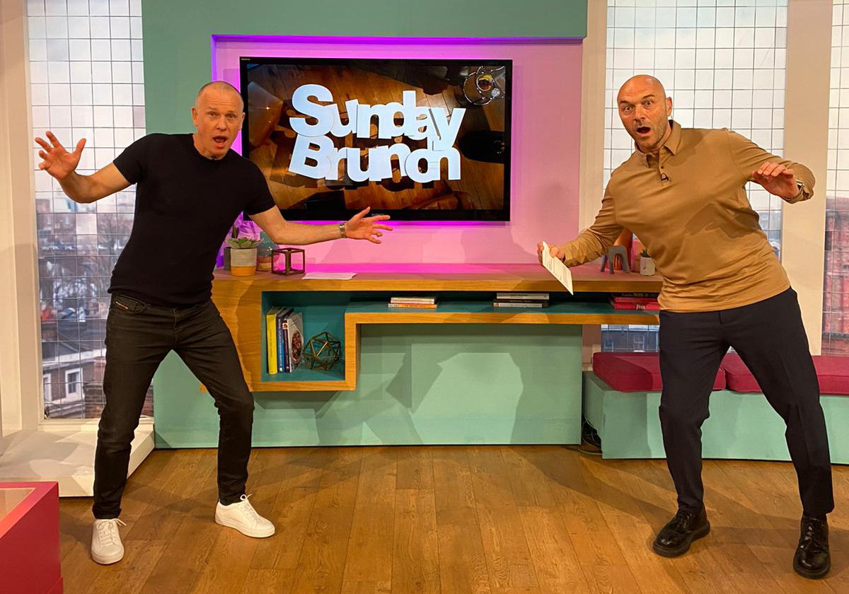 Visit Staffordshire (@enjoystaffs) on Twitter photo Tune into the brilliant Sunday Brunch this weekend and you'll see <a href="/chefliamjdillon/">Liam Dillon</a> in action!
Liam will be talking about life at @TheBoatInn_ and making a delicious treat in the kitchen.
#EnjoyStaffs #Staffordshire <a href="/VisitLichfield/">Visit Lichfield</a> <a href="/SundayBrunchC4/">Sunday Brunch</a> <a href="/timlovejoy/">Tim Lovejoy</a> <a href="/simonrim/">simonrimmer</a> Tune into the brilliant Sunday Brunch this weekend and you'll see <a href="/chefliamjdillon/">Liam Dillon</a> in action!
Liam will be talking about life at @TheBoatInn_ and making a delicious treat in the kitchen.
#EnjoyStaffs #Staffordshire <a href="/VisitLichfield/">Visit Lichfield</a> <a href="/SundayBrunchC4/">Sunday Brunch</a> <a href="/timlovejoy/">Tim Lovejoy</a> <a href="/simonrim/">simonrimmer</a>