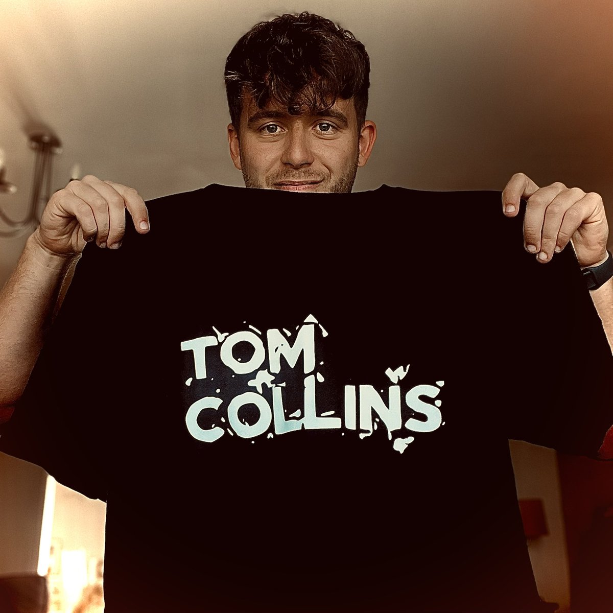tlcollinsmusic's tweet image. Me doing things. T-shirts now available on my BandCamp👕

ORDER HERE: tomcollinsmusic.bandcamp.com/merch/tom-coll…

#supportmusicians