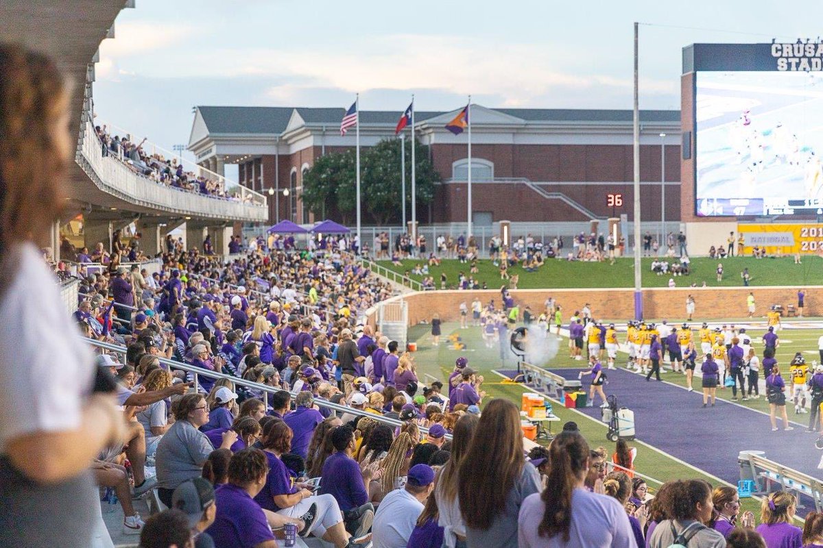 charliehuschka's tweet photo. OPENING day @ Crusader Stadium last year…
…87 days until first GAMEDAY visit for 2024’s ⚔️
#cha2ing3
#codegold23 https://t.co/mpkamKLl9u