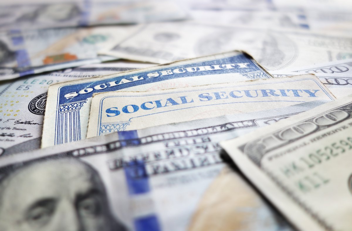Five things to know about #SocialSecurity  states.aarp.org/north-carolina… <a href="/AARPadvocates/">AARP Advocates</a> <a href="/CalarcoRosalie/">AARPNCCoastal</a> <a href="/AARPCLT/">AARP NC Charlotte</a> <a href="/aarpnctriad/">AARP NC Triad</a> <a href="/AARPmountainnc/">@AARPNCMtn</a>