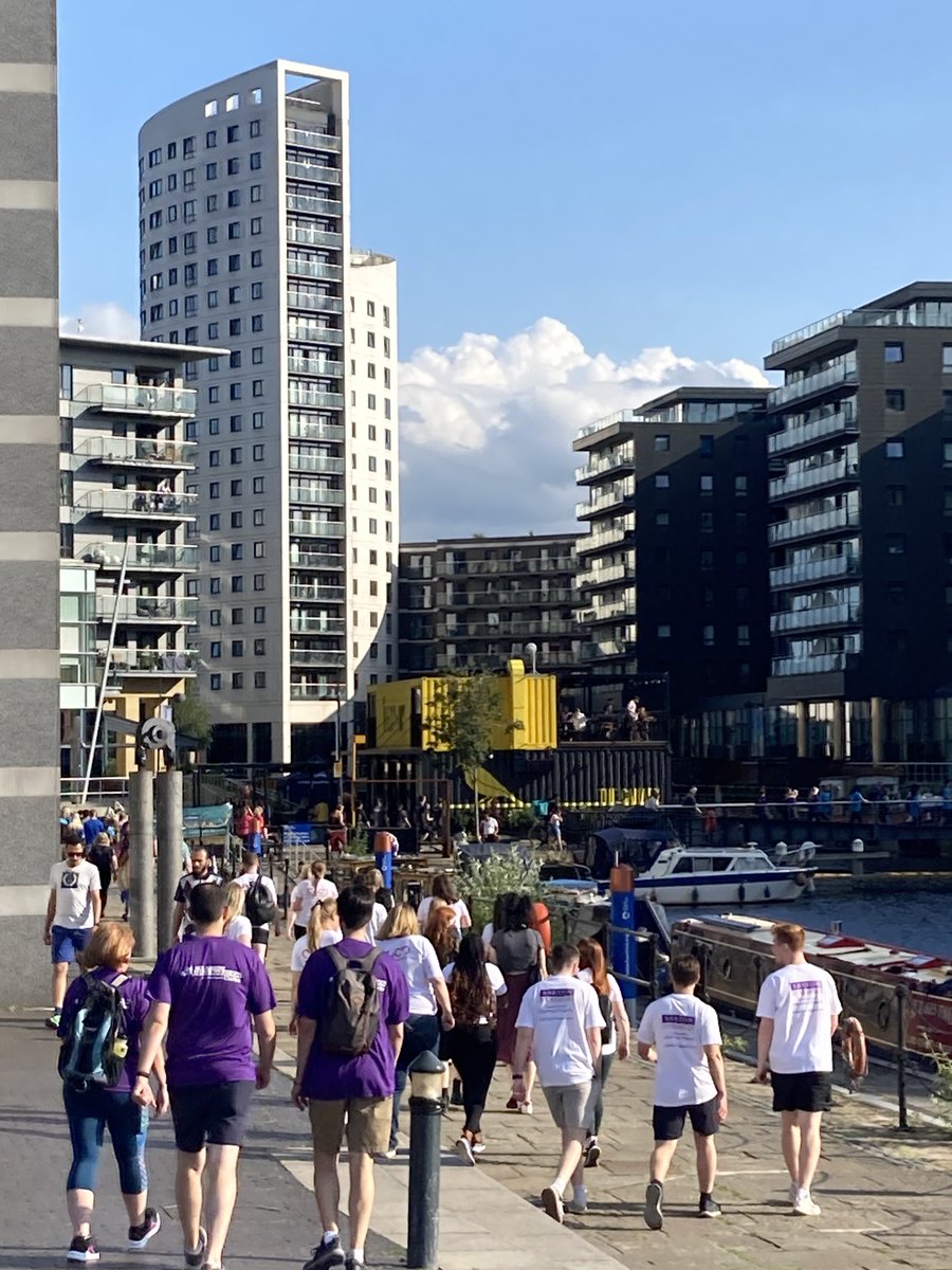 At beautiful #Leeds Docks - on with the rest of the #LeedsLegalWalk for ⁦<a href="/ATJFYorkshire/">ATJFYorkshire</a>⁩