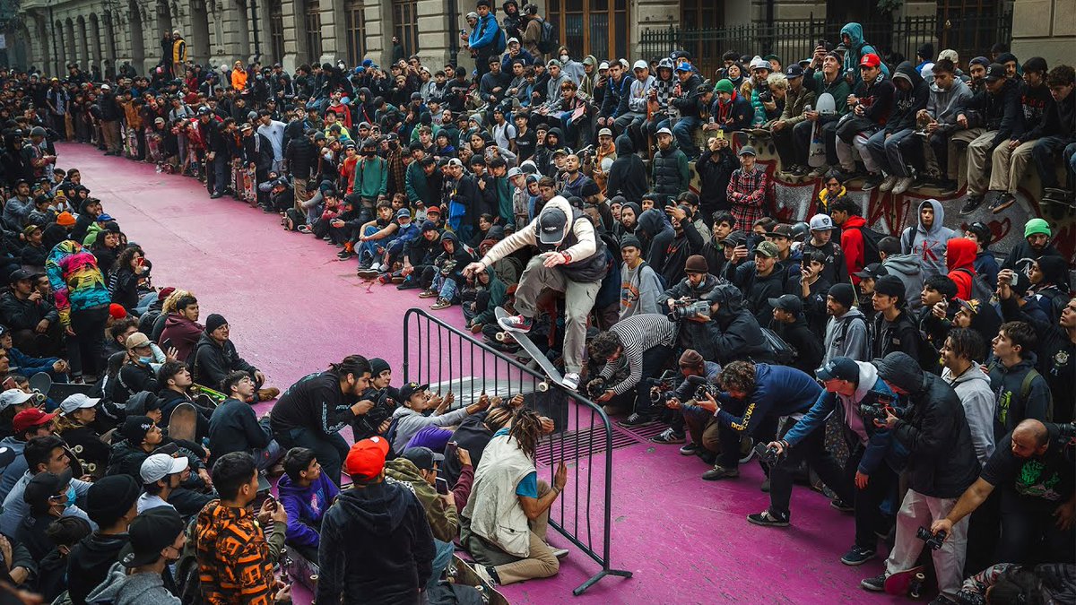 doseskate's tweet photo. Red Bull Skateboarding Throws Back to a Record-Breaking Go Skateboarding Day
👉 https://t.co/2TSQ2nmlH8
#GoSkateboardingDay #Santiago #Chile #SkateboardingCelebration #RedBullSkateboarding #SkateSession #MassiveEvent #Skaters #SkateparkProtest #10000Skaters #GlobalCelebration https://t.co/aAFoBml2sl