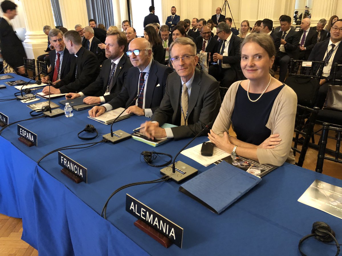 FranceOEA's tweet image. France takes part in the dialogue between OEA @OAS_official member states and observer countries and stresses the importance of the rule of law as basis for peace, democracy and human rights. #OASassembly