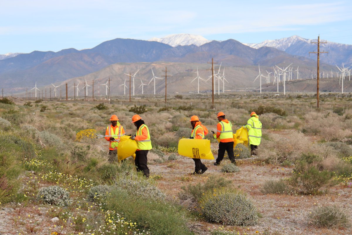 Our crew members do excellent work in clearing California roadways of litter and debris. And as always, a big thank you to the members of our Roads Program and the subcontractors that help us complete this work.
#BCOEB2W #ButteCOE #ProudToBeBCOE #BeyondTheBags @BCOEStory