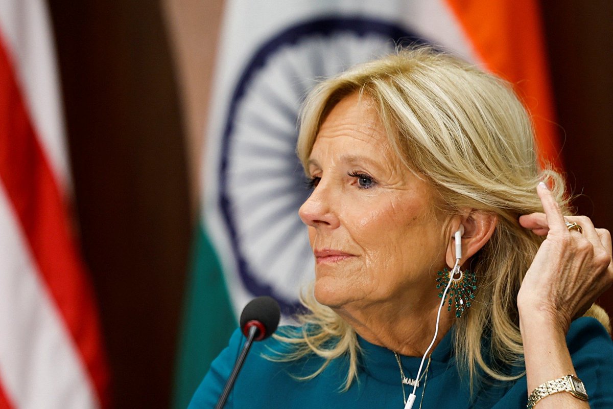 ANI's tweet photo. You work to ensure that all Indians, especially girls have the opportunity to pursue education and gain the skills they need for a modern workforce. It is exciting to be able to show you some of the innovative programs our schools and businesses are creating for the students here: First Lady of the US, Jill Biden at the National Science Foundation in Alexandria, Virginia in the US

(Pic Source: Reuters)