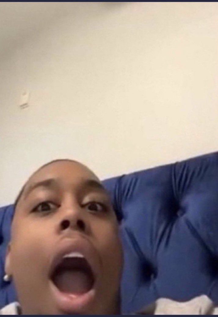 Kkvsh On Twitter when The Blunt Drop In Front The Both Of Us kkvsh-on-twitter-when-the-blunt-drop-in-front-the-both-of-us