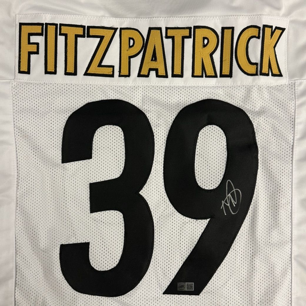 Let's give away a jersey autographed by Minkah Fitzpatrick!

For a chance to win:

- Retweet this tweet
- Follow us

We'll announce a winner on Monday 6/26!

(Be aware of accounts impersonating us! We will not message you asking for payment information.)