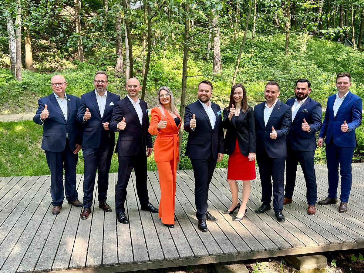 DemokracjaNaTAK's tweet photo. kartami przetargowymi w grach międzypartyjnych w ramach obozu rządzącego. Czas raz na zawsze z tym skończyć! https://t.co/5TJhg9EPrq