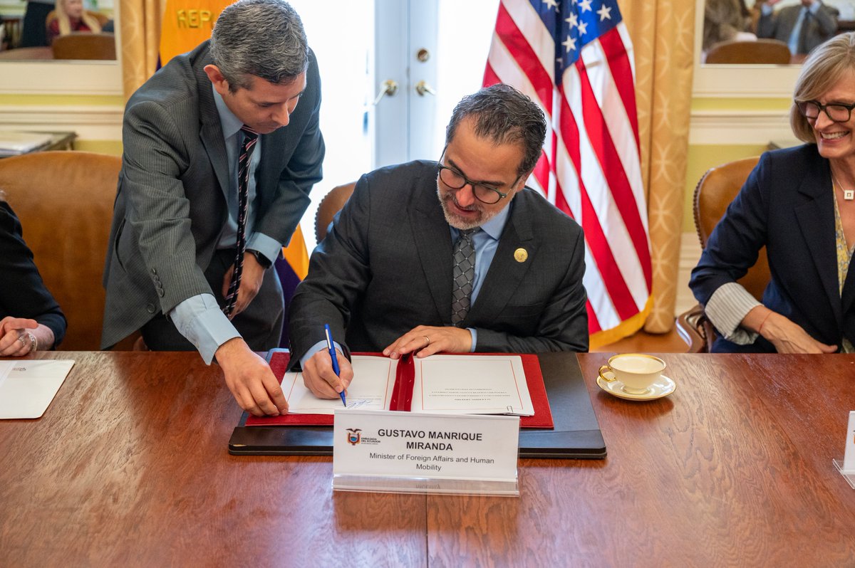 Ecuador joins the #ArtemisAccords family today, a testament to our shared vision for a sustainable and inclusive future in space. By upholding principles like peaceful exploration, we build a foundation for international cooperation to shape our journey to the Moon and Mars.