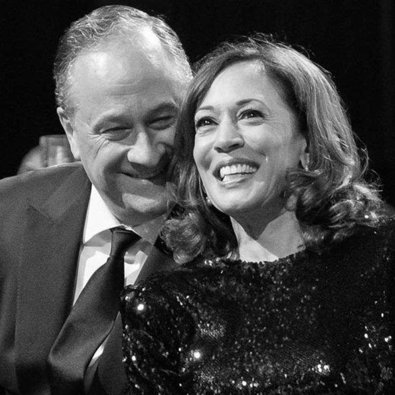 DebbieInspires's tweet photo. NEW PODCAST! @SecondGentleman Doug Emhoff shares "secrets" of his relationship with @VP Kamala Harris which can help yours thrive too.
Listen, share, and follow!
Apple https://t.co/wR53YGcHrB
Spotify https://t.co/OEwMoSZ9HD
Website https://t.co/geybcT7mQi https://t.co/2ggGYKUNZL