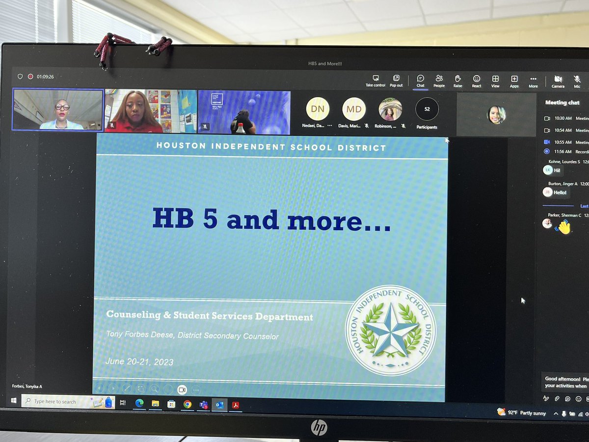 HISD_ACC's tweet photo. Graduation Ready! Reviewing graduation requirements for our students!#summerlearning #empoweringstudents #promotingsuccess @GlendaCalloway1 @DrUyenTieu @KarenJoHISD https://t.co/Yqpo9JKFcz