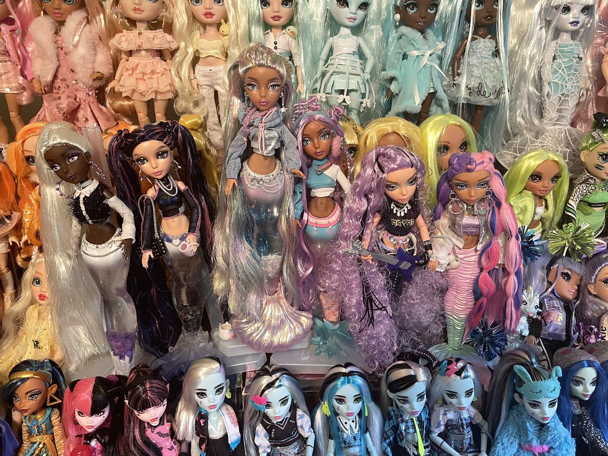 Gh0stly_Flower's tweet image. My #mermazemermaidz dolls ✨🧜‍♀️✨ #mermaze #mermaid