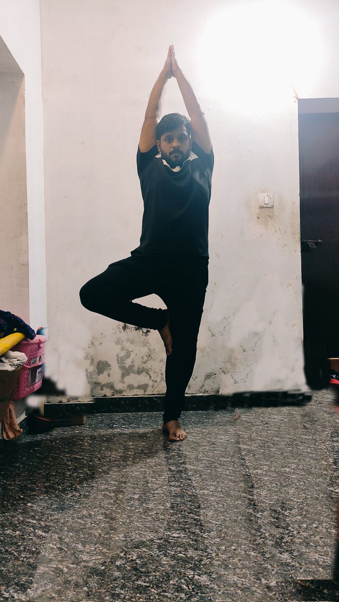 Vrikshasana
Yoga pose
#yogadaycelebration 
@Bullsmartapp
