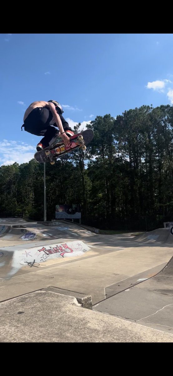 rockaphily's tweet photo. HAPPY Go Skateboarding Day! Get out and shred. Gage Doran will be shredding all day at Sixth Avenue Skatepark on his KILLER @VolatileSkateb1 🛹deck. https://t.co/ZOvMNbppaZ