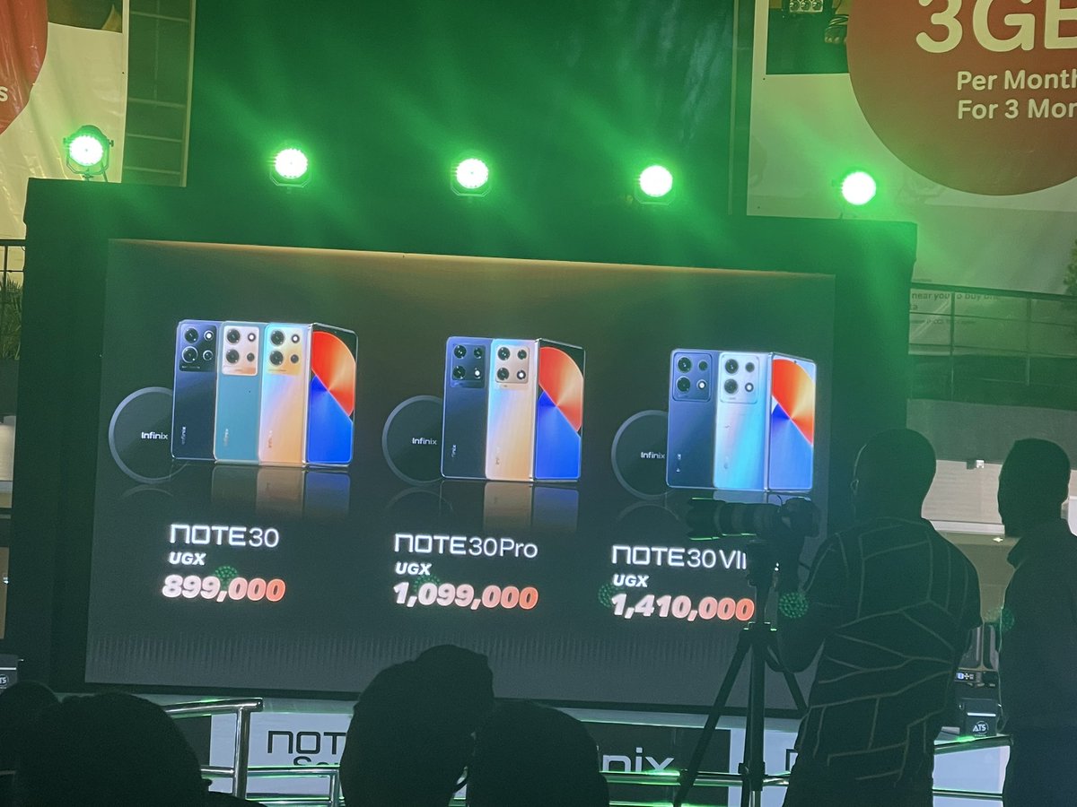 TherealUGman's tweet image. Happening right now at @SkyzHotel the display of the Note 30 series prices.
It’s comes with free 3GB Airtel data.
#AReasonTolmagine #AirtelXInfinix
