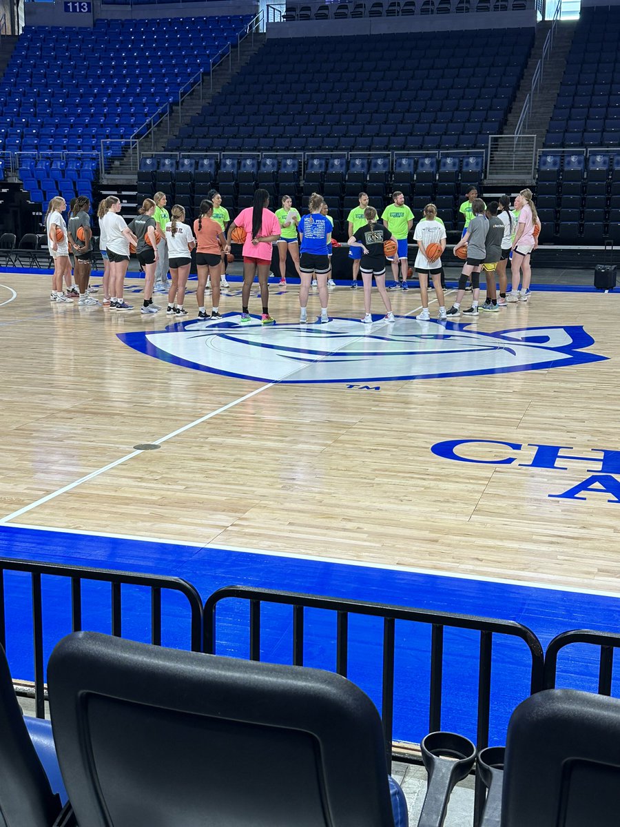 #slu @SaintLouisWBB #elitecamp