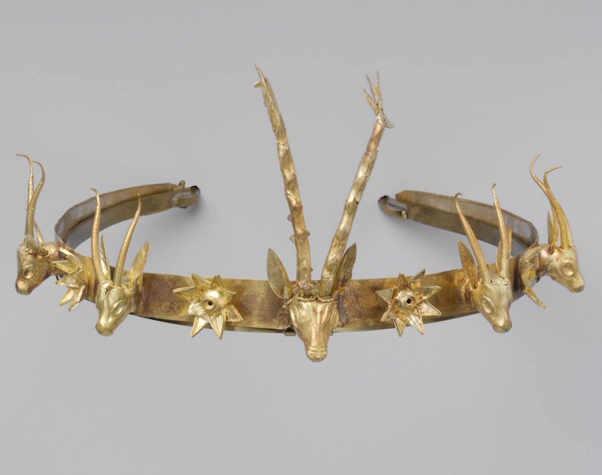 Ancient Egyptian gold headband decorated with heads of gazelles and a stag between stars or flowers. 
Second Intermediate period, Dynasty 15, c. 1648–1540 BC.

📷: The Met metmuseum.org/art/collection…