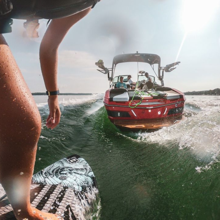 Wishing everyone a happy official First Day of Summer! ☀️😎

📷: @discoverboating

#boatinglifestyle #wakeboarding #firstdayofsummer #watersports #marina #boating #boatlife #fishing #marinalife #boatinglifestyle #boatingindustry #yachting #wateriscalling #getonboard
