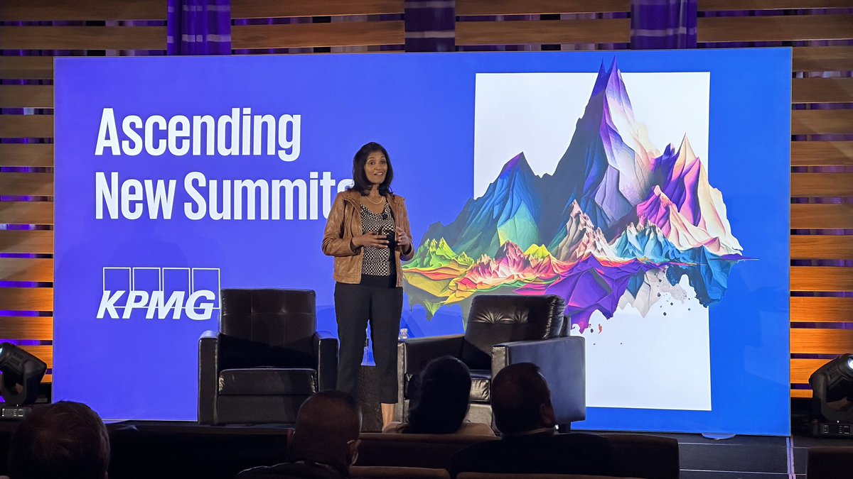 Aparna Prabhakar @aparnaism of IBM Quantum showcasing  “why quantum is now” and talking about the quantum ecosystem, which is growing at an incredible pace. #KPMGTIS2023 #Quantum #KPMGInnovation #ibmquantum