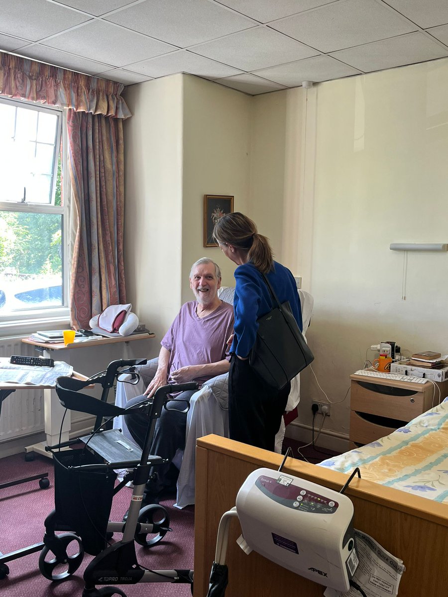 Visits from loved ones can mean the world in care homes and hospital - that's why we're protecting them in law.

Great to talk to residents, families and staff at Parkview Nursing Home today & hear what visiting means to them.

Have your say on our plans: gov.uk/government/con…