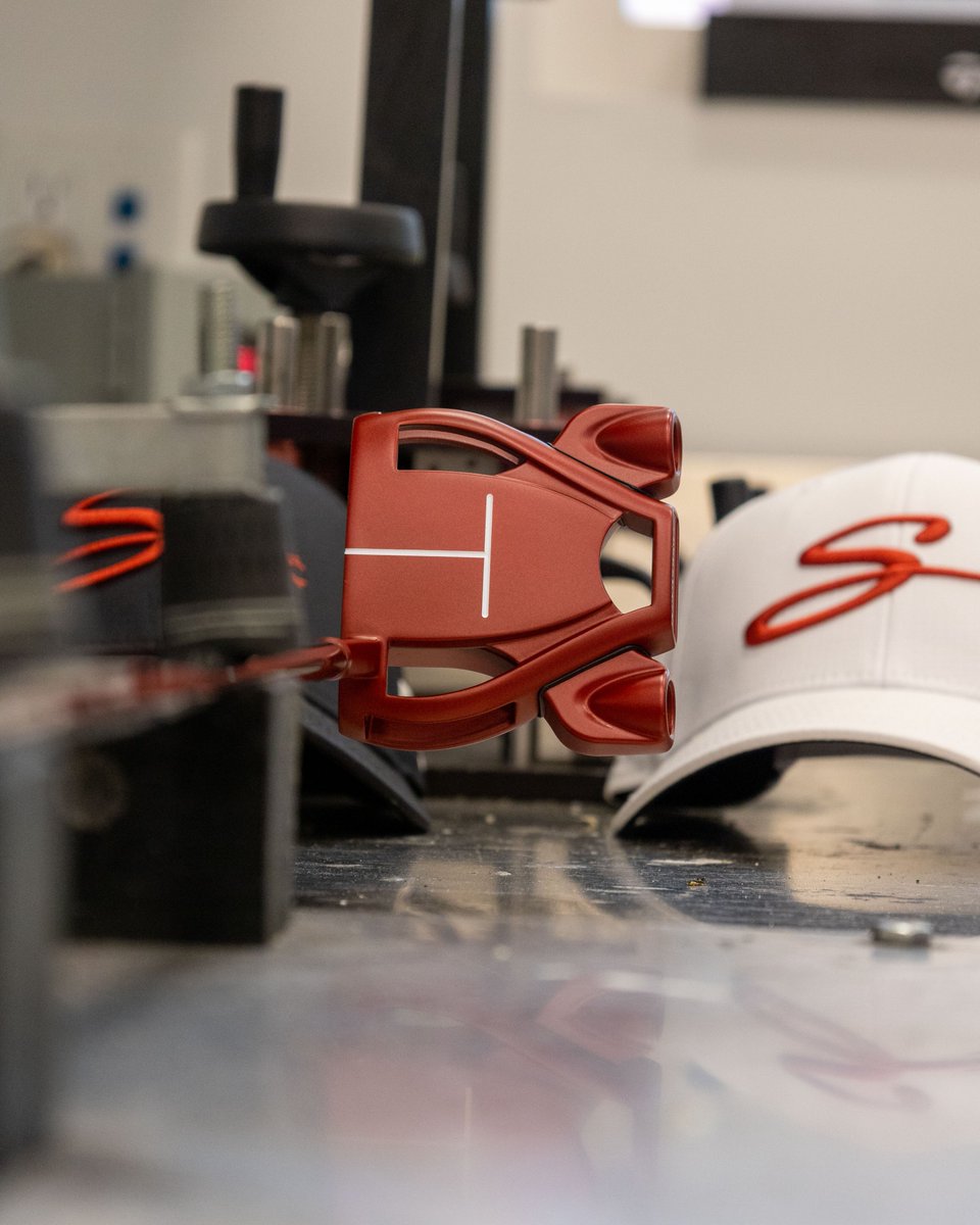 TaylorMade Canada tweet media