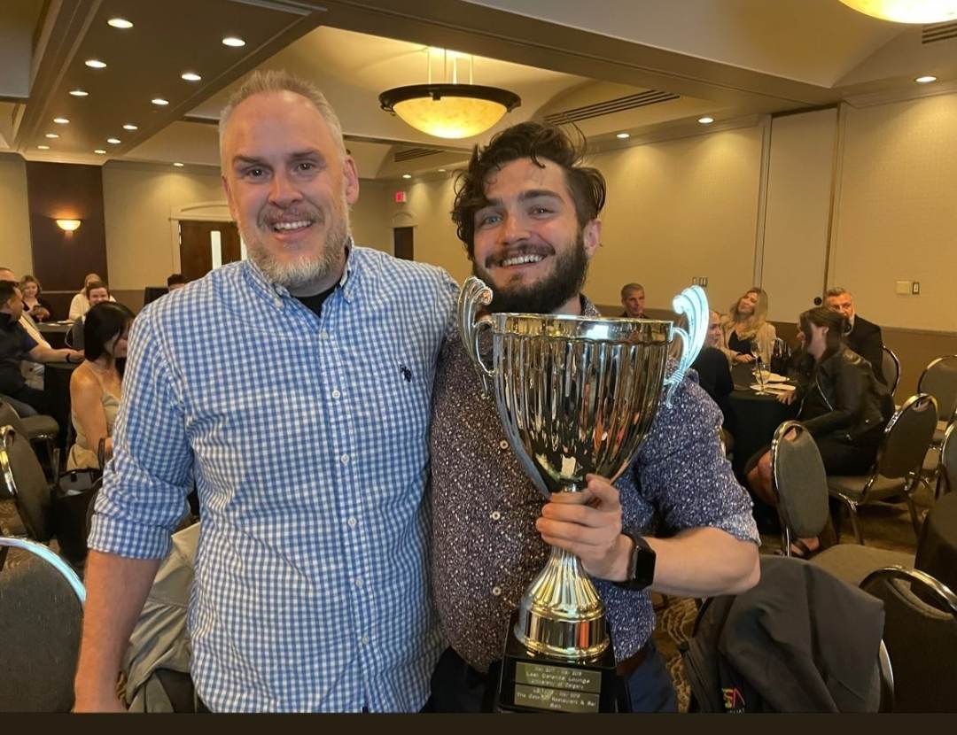 Last Defence Lounge tweet media