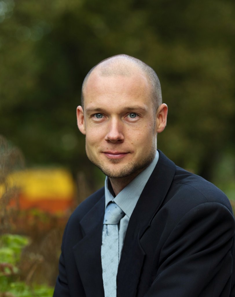 @UnanoProject (@unanoproject) on Twitter photo Our #UnanoTeamStory continues.
Let’s meet Mauri Kostiainen from Department of Bioproducts and Biosystems <a href="/AaltoUniversity/">Aalto University</a>.
There you can find more about his work and the #Unano project => tinyurl.com/j8dhrfyy
#bionanotechnology #nanomedicine #team Our #UnanoTeamStory continues.
Let’s meet Mauri Kostiainen from Department of Bioproducts and Biosystems <a href="/AaltoUniversity/">Aalto University</a>.
There you can find more about his work and the #Unano project => tinyurl.com/j8dhrfyy
#bionanotechnology #nanomedicine #team
