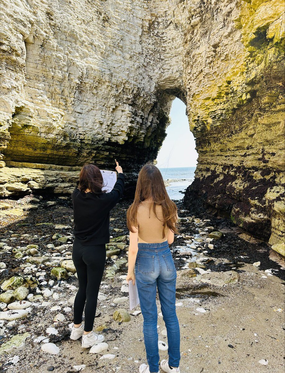 De Lacy Academy tweet media