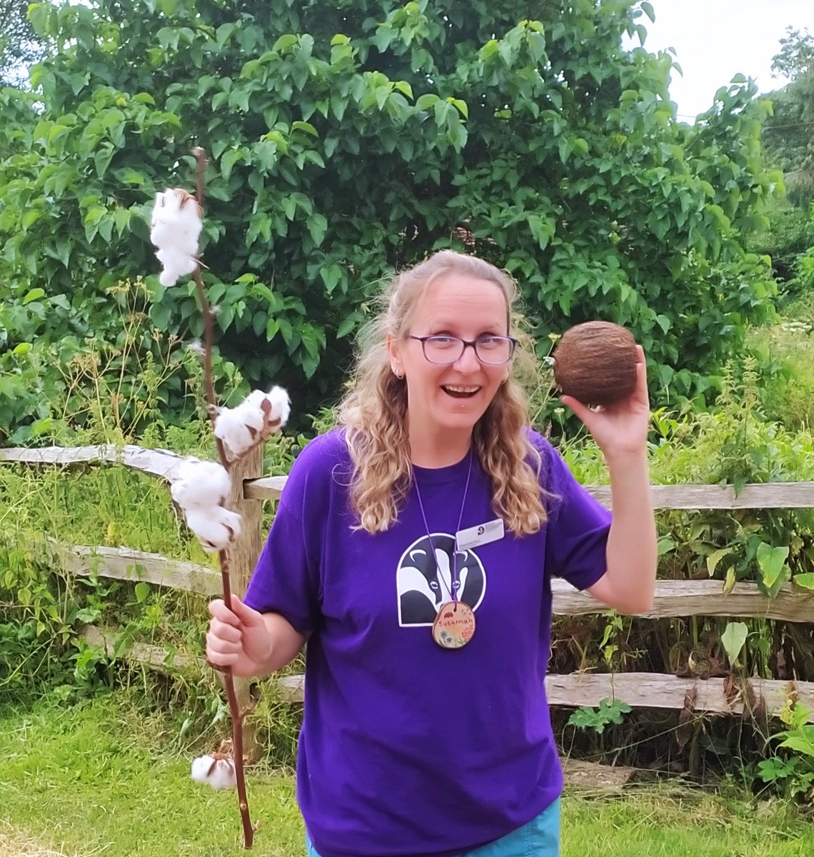I led a school trip about plants. It was the one that made me want to work at Woolley Firs when I was a trainee and I still love it! 😁

When we were planting seeds, a child held out a paper pot. I said to put it with the rest and he said 'No! This is for you!' 😭

#30DaysWild