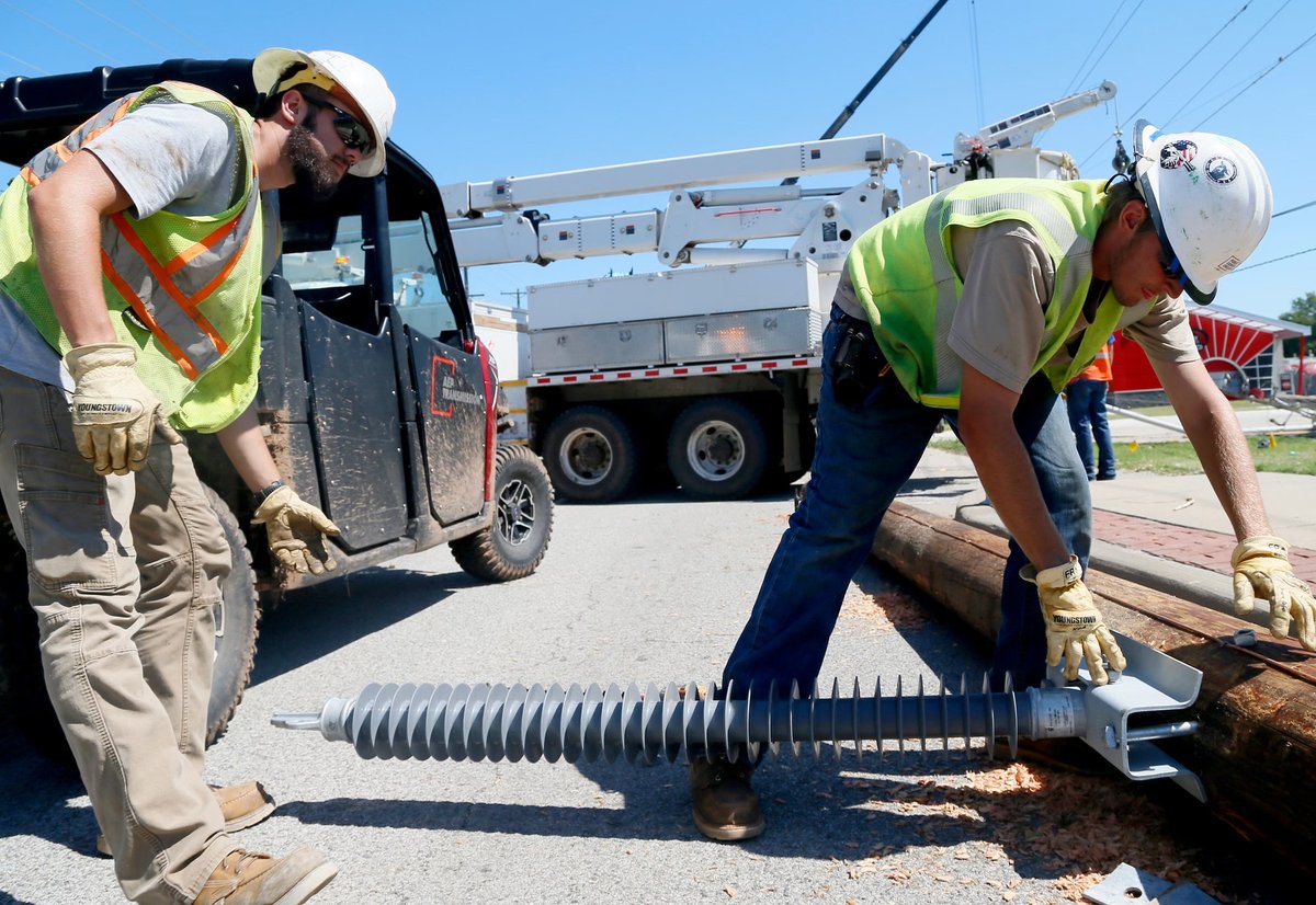 Service has been restored to more than 100,000 customers. We will continue working day and night until every PSO customer is back on. #PSOklahoma
